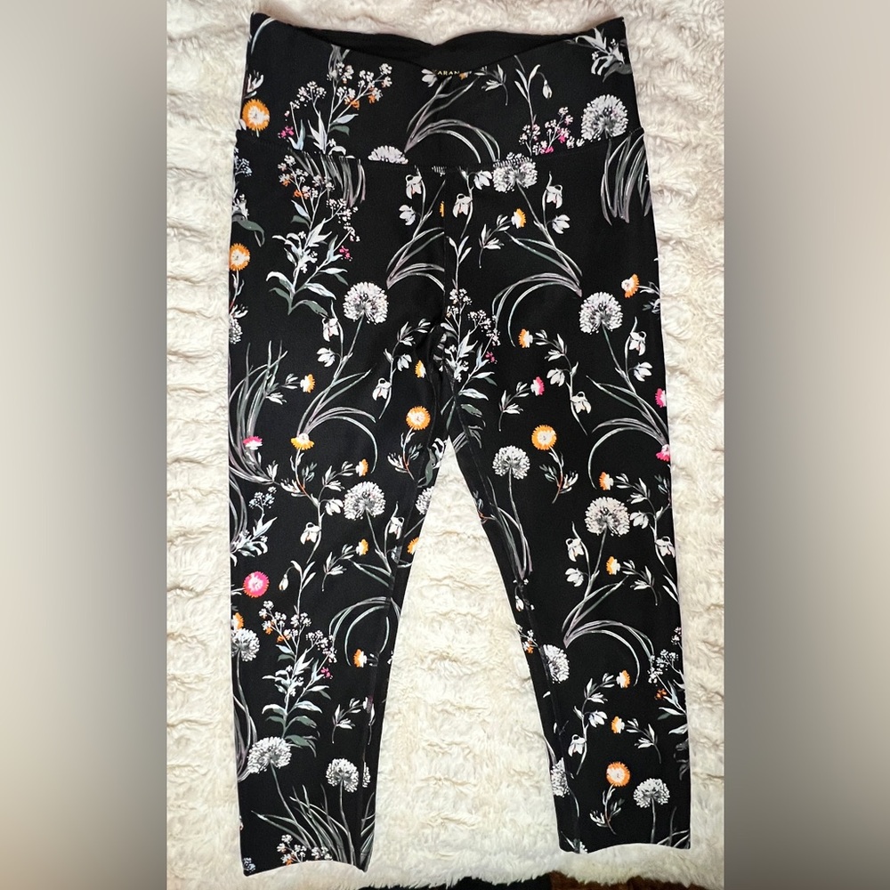 Donna Karen Active Black Floral Yoga Capri Leggings Size Small